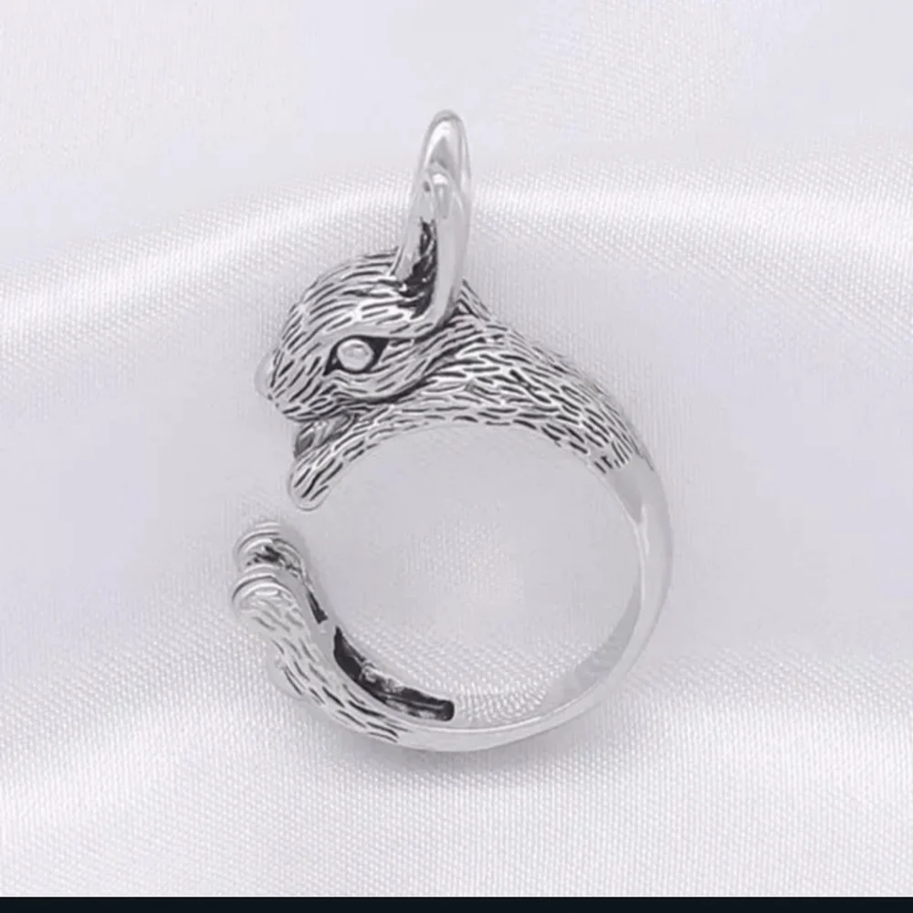 NWT Cute Silver Bunny Rabbit Wrap Around Adjustable Ring!